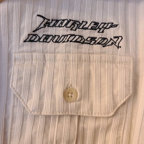 Vintage Women's Harley Davidson Button Up Shirt - Medium - Picture 3 of 8